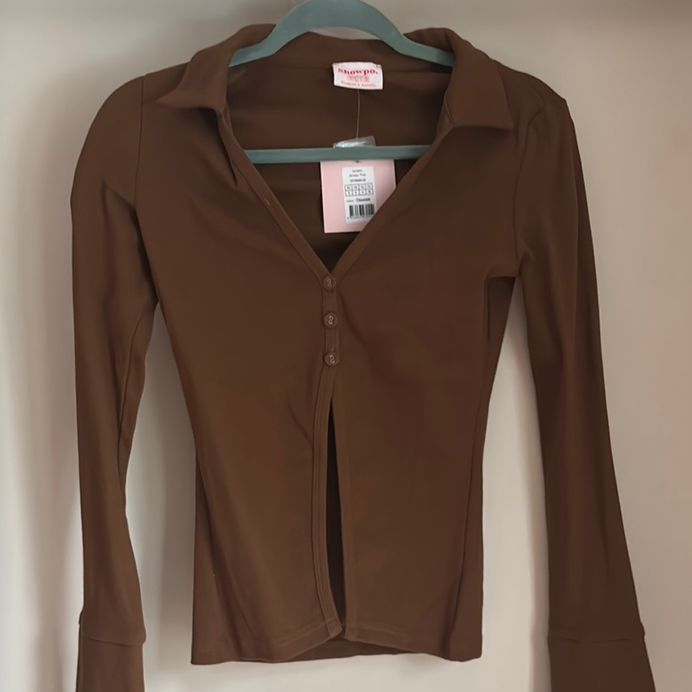 NWT SHOWPO Brown Long Sleeve Button-Up Top - Picture 2 of 5